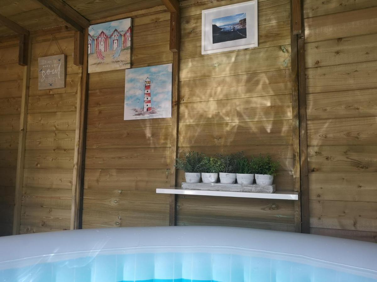Grove Lodge Pembrokeshire มิลฟอร์ดเฮเวน ภายนอก รูปภาพ